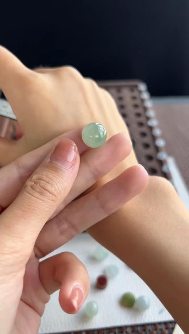 【闪购商品】翡翠吊坠(不含链)未镶嵌1-7买断12.5