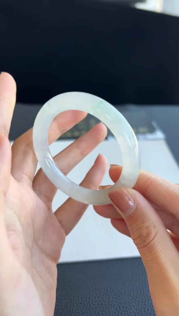 【闪购商品】翡翠手镯未镶嵌60号50*9.8*8.9