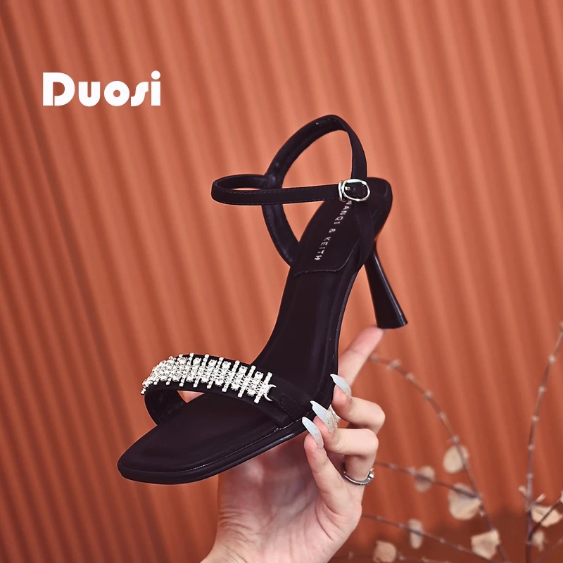【DUOSI】6.5cm水钻时尚一字带凉鞋女夏季细跟高跟鞋宴会鞋5868-1