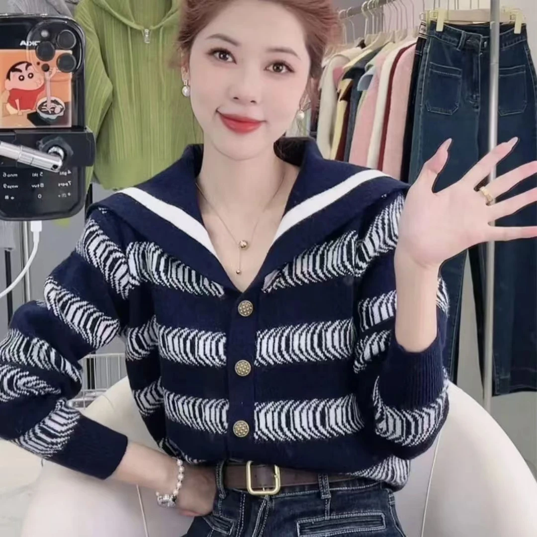 小众设计感毛衣上衣女2024秋冬新款时尚海军领开衫针织毛衣8260