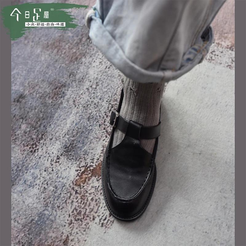 T字带做旧手工玛丽珍鞋法式休闲平底纯色扣带圆头小皮鞋女241007