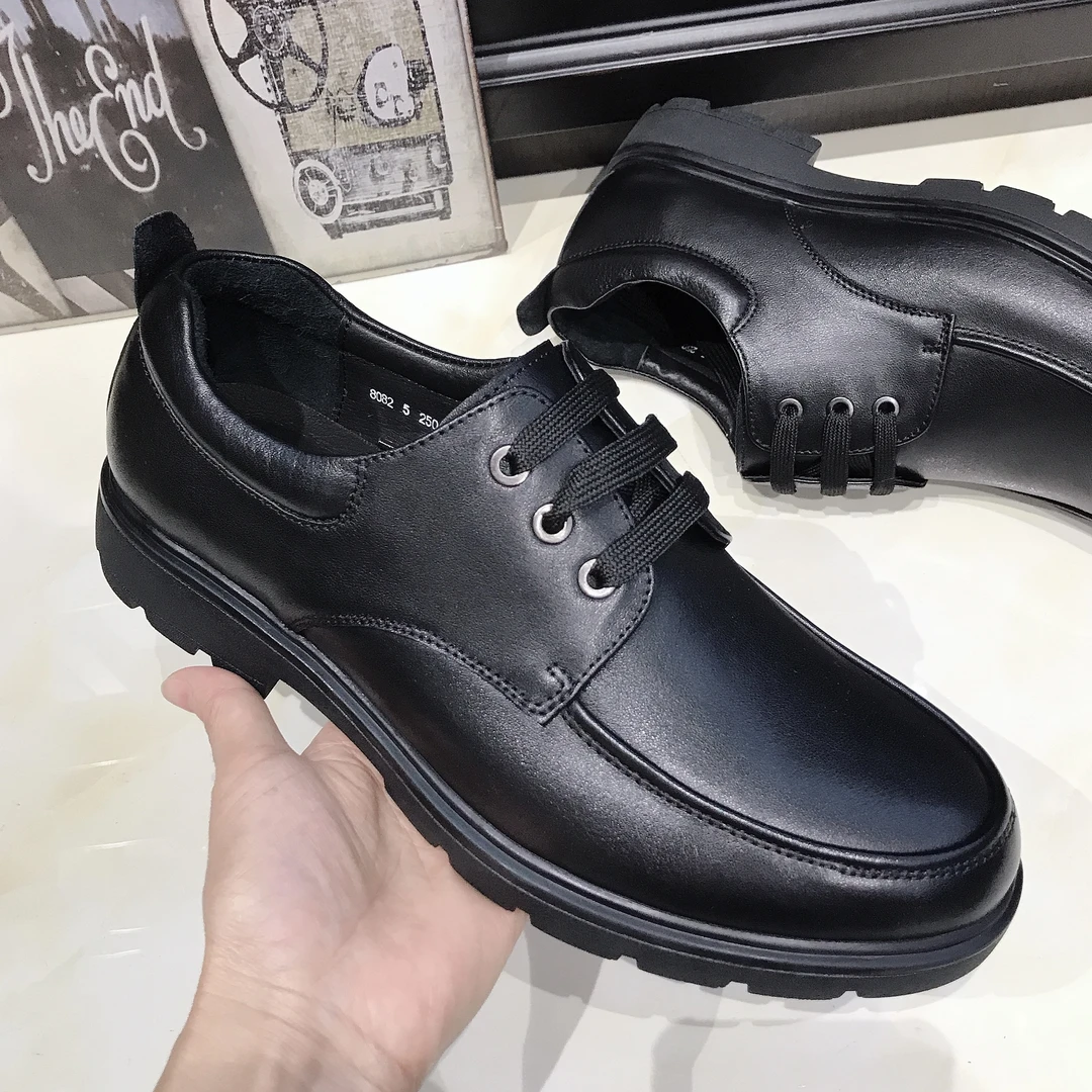新款男士商务正装真皮皮鞋休闲四季日常工作鞋时尚休闲鞋春季圆头