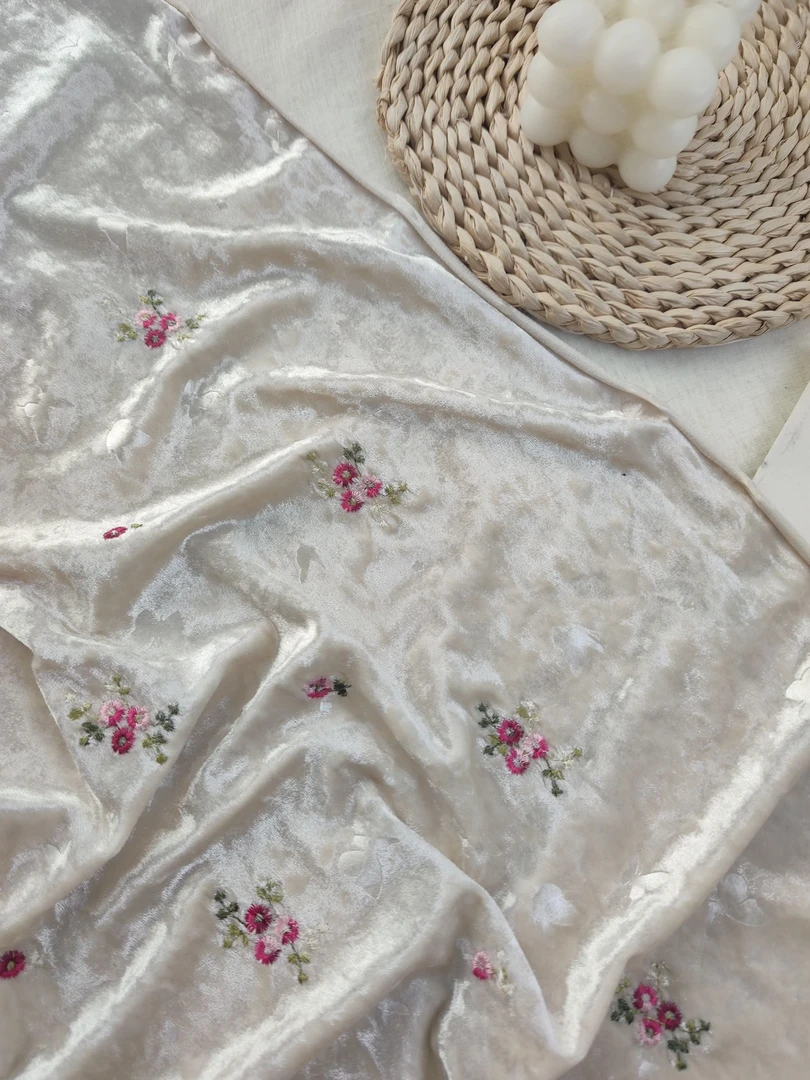 【雪境花影】丝绒雪境花影绣花面料【ZBFL009雪境花影-DH】