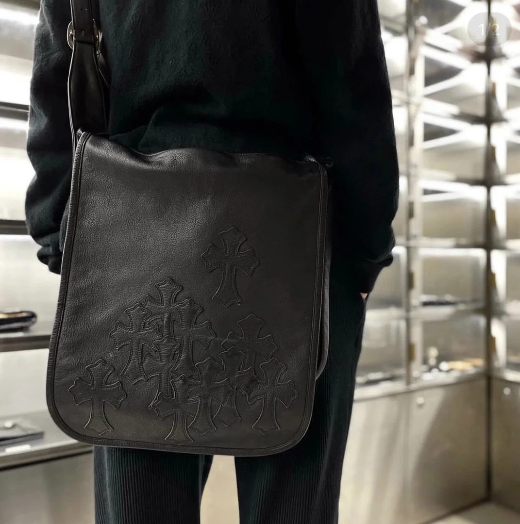 95新 Chrome Hearts/克罗心 夏七中古/全黑多十字架公文/斜挎包