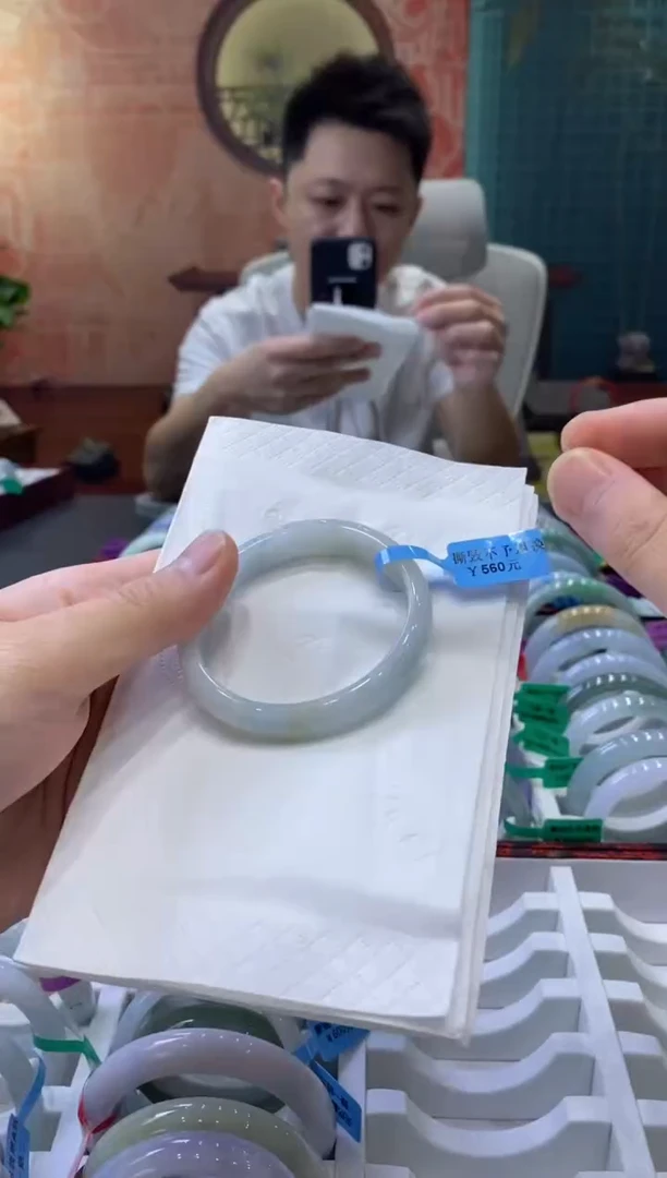 【闪购商品】翡翠手镯未镶嵌00000529