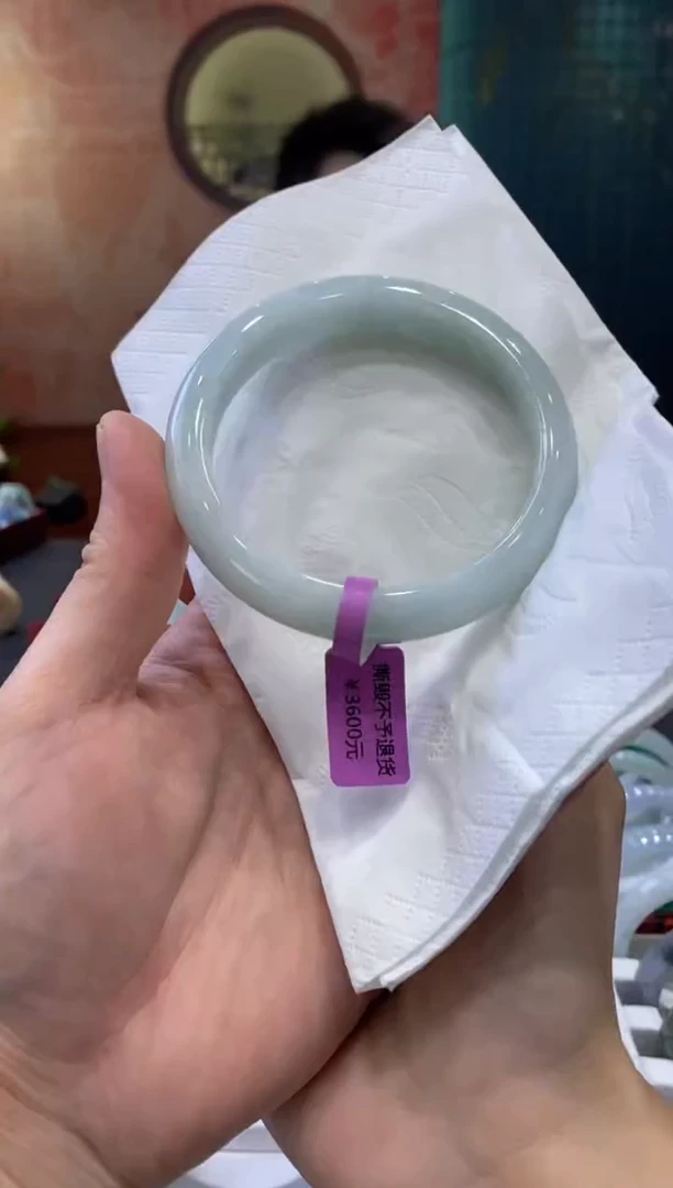 【闪购商品】翡翠手镯未镶嵌00012906