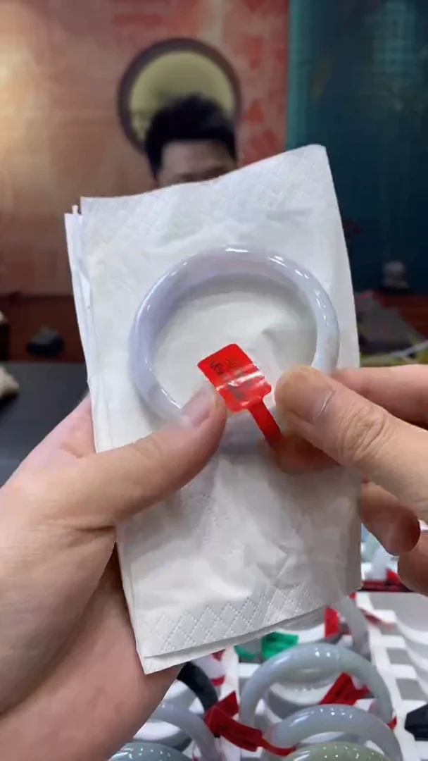 【闪购商品】翡翠手镯未镶嵌00004335
