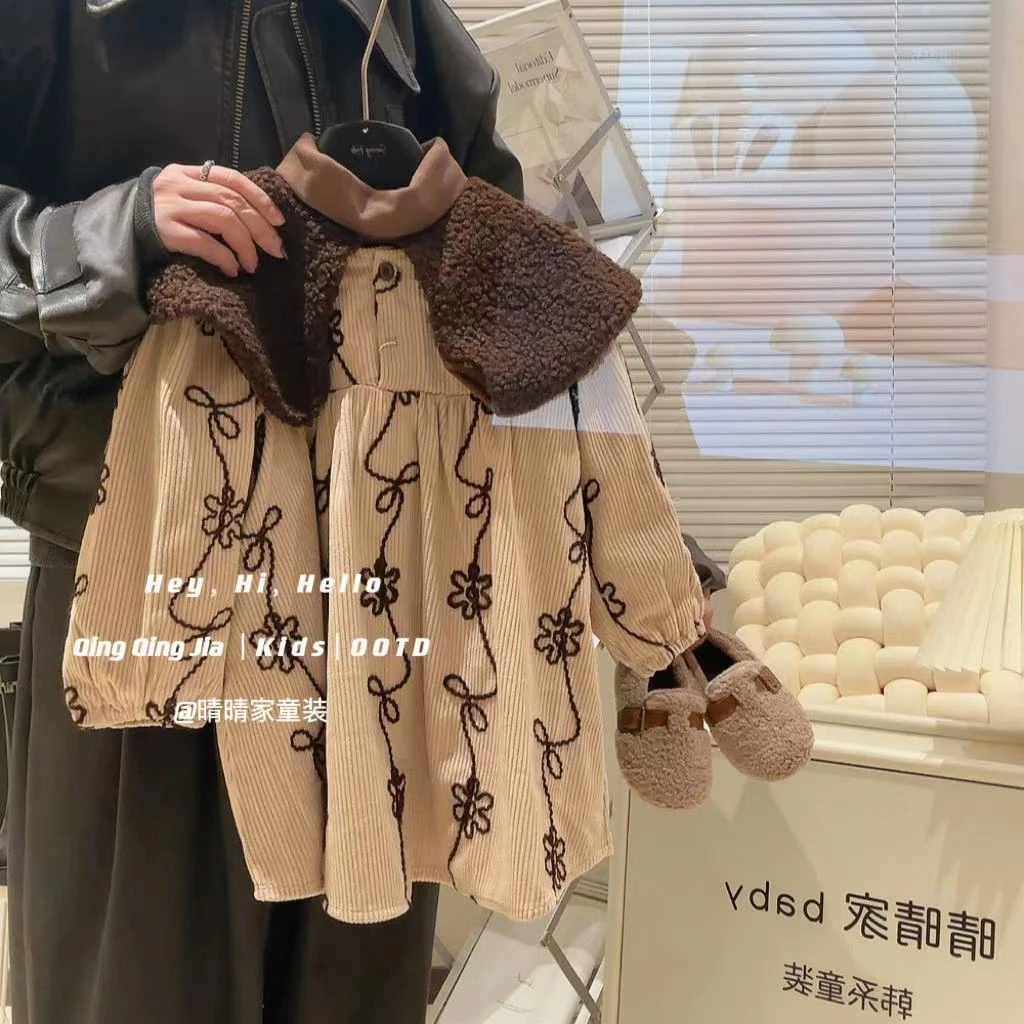 儿童秋冬连衣裙女童刺绣灯芯绒毛毛翻领加厚气质公主裙23487稚