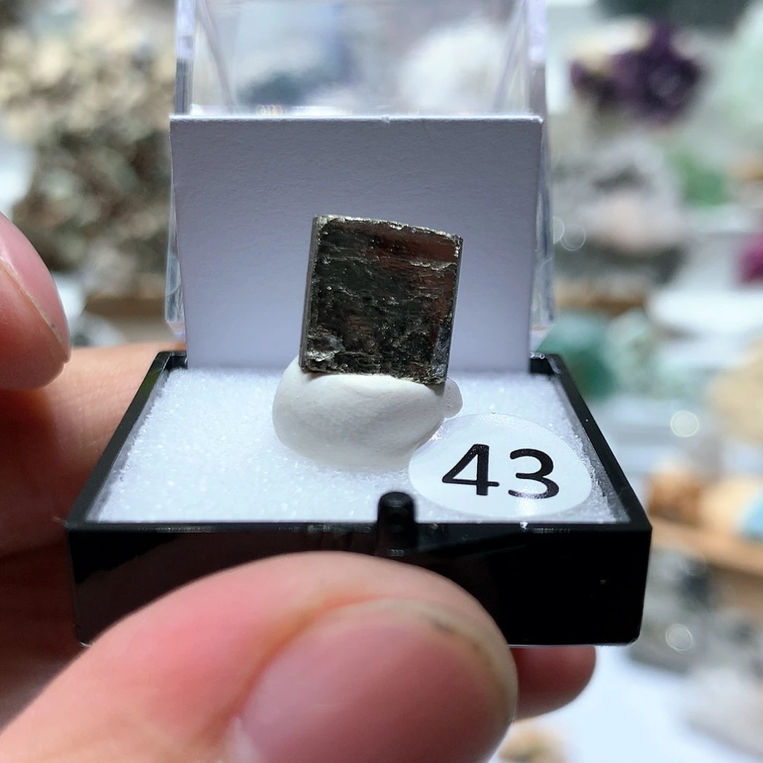 水晶摆件未镶嵌天然水晶矿物摆件