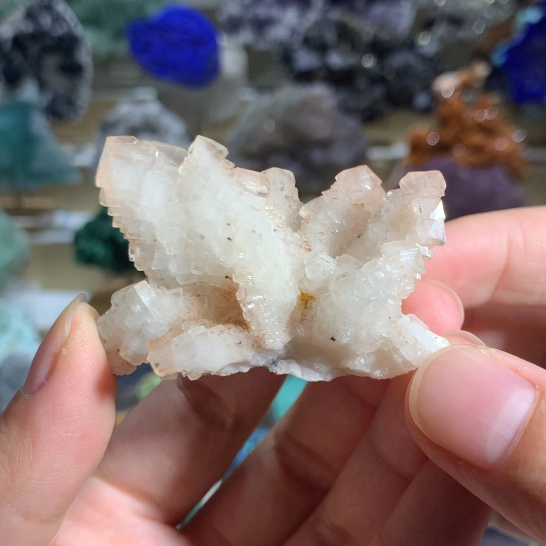 水晶摆件未镶嵌天然水晶矿物摆件