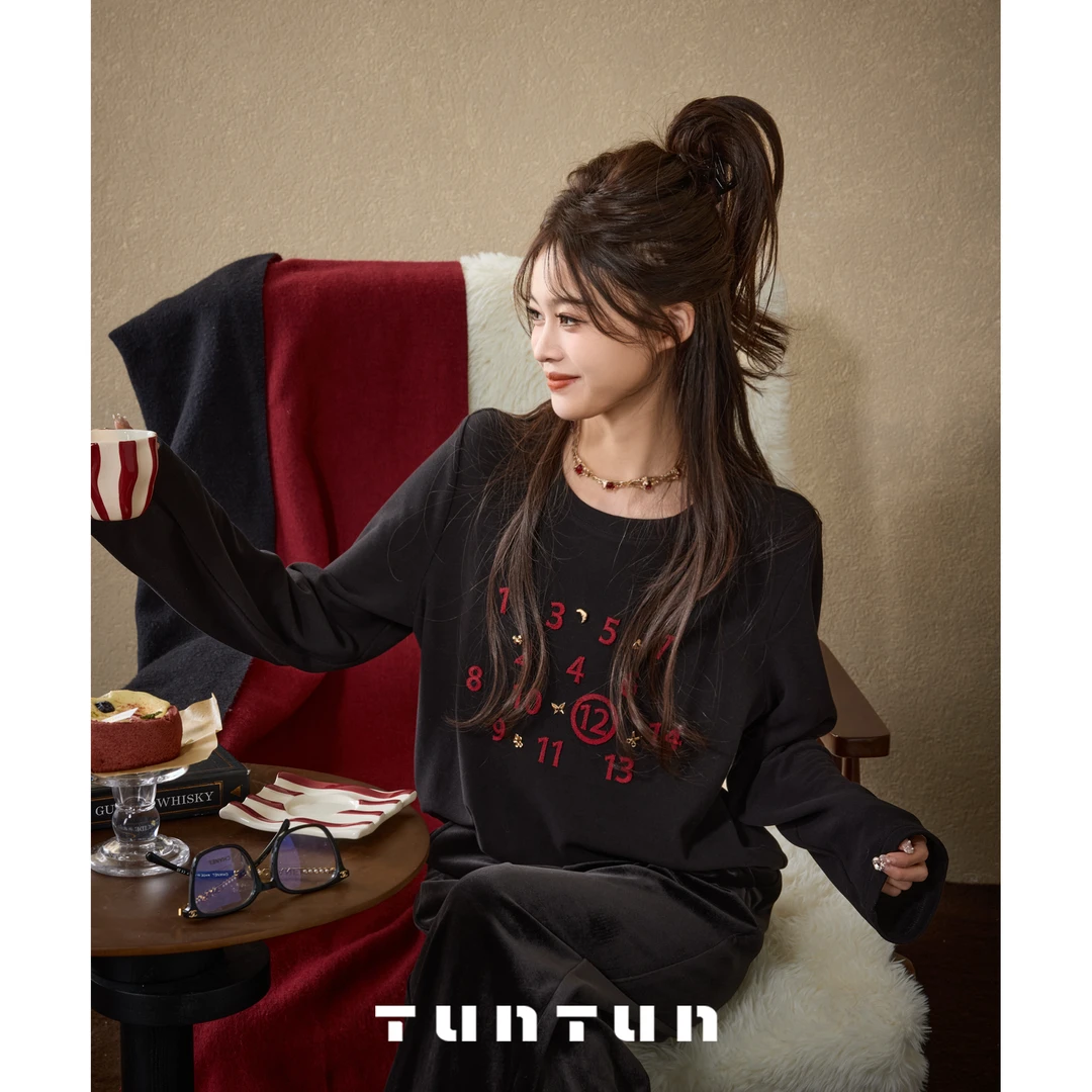 吞吞TUNT【倒计时 黑色】黑红撞色立体印花双面德绒长袖