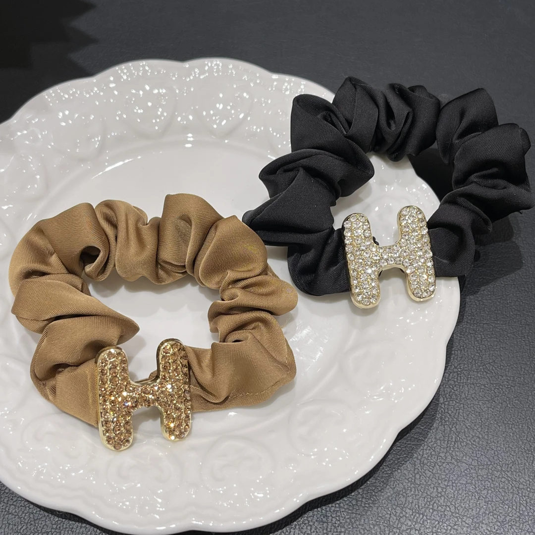 雏奇精选 水钻字母H简约发圈