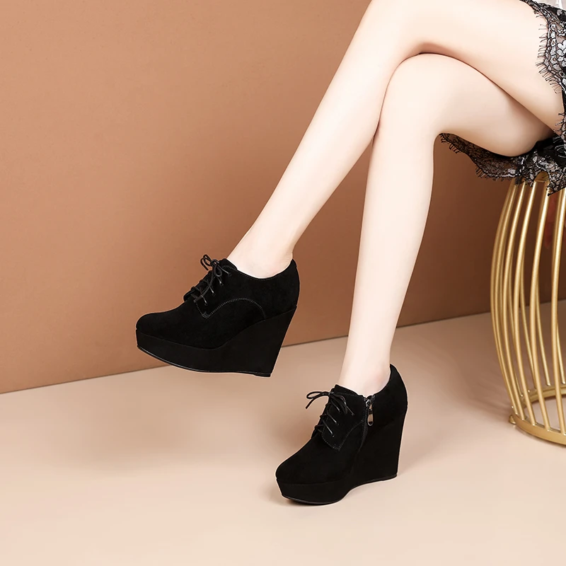 10.5cm百搭磨砂皮厚底坡跟鞋秋季新款羊皮深口系带超高跟单鞋黑色