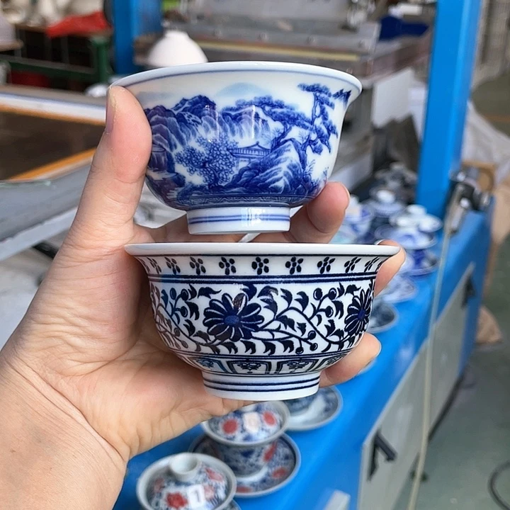 青花釉下彩杯子2个