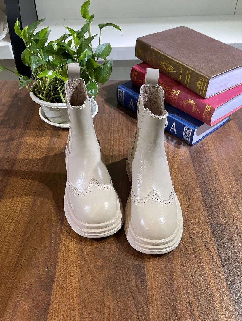 都666-178【按照主播给的编码拍，不需要备注，不要抢拍】新款女鞋.