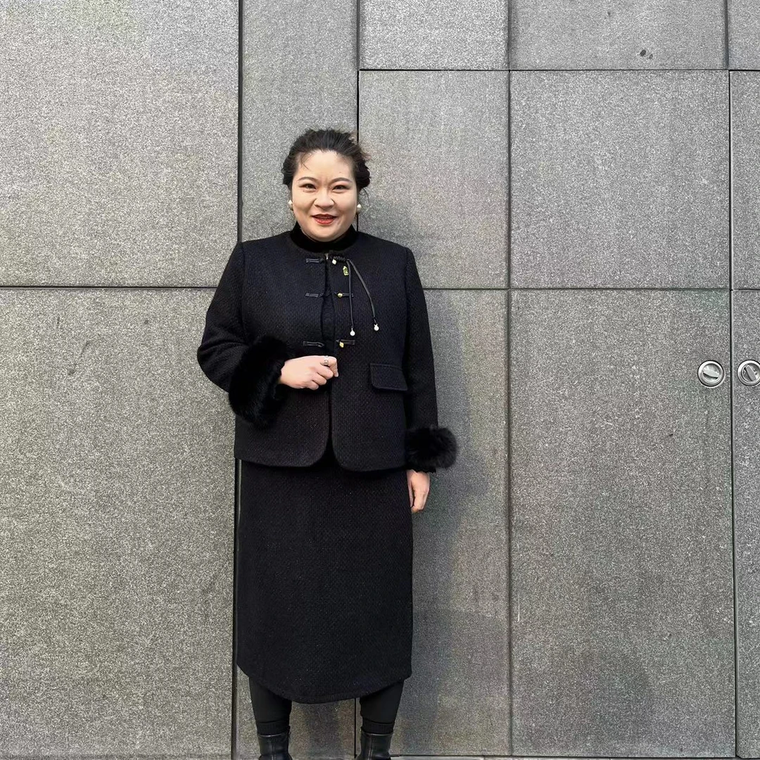 【胖嫂大码】：2024国潮盘扣显瘦气质名媛时尚小香风+半身裙两件套装