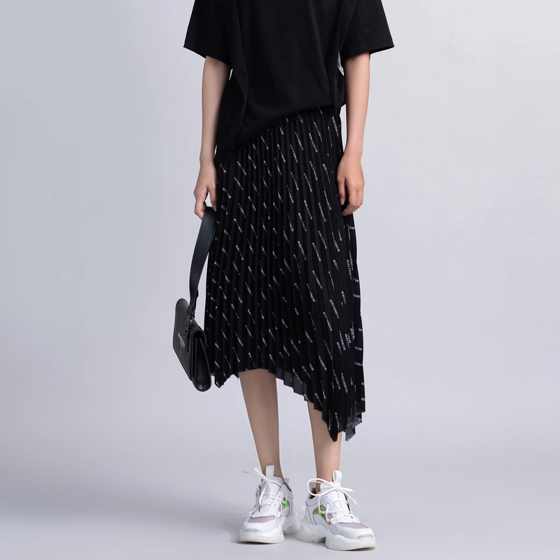 U/TI 字母满印不规则下摆高弹松紧腰显瘦百搭休闲百褶裙