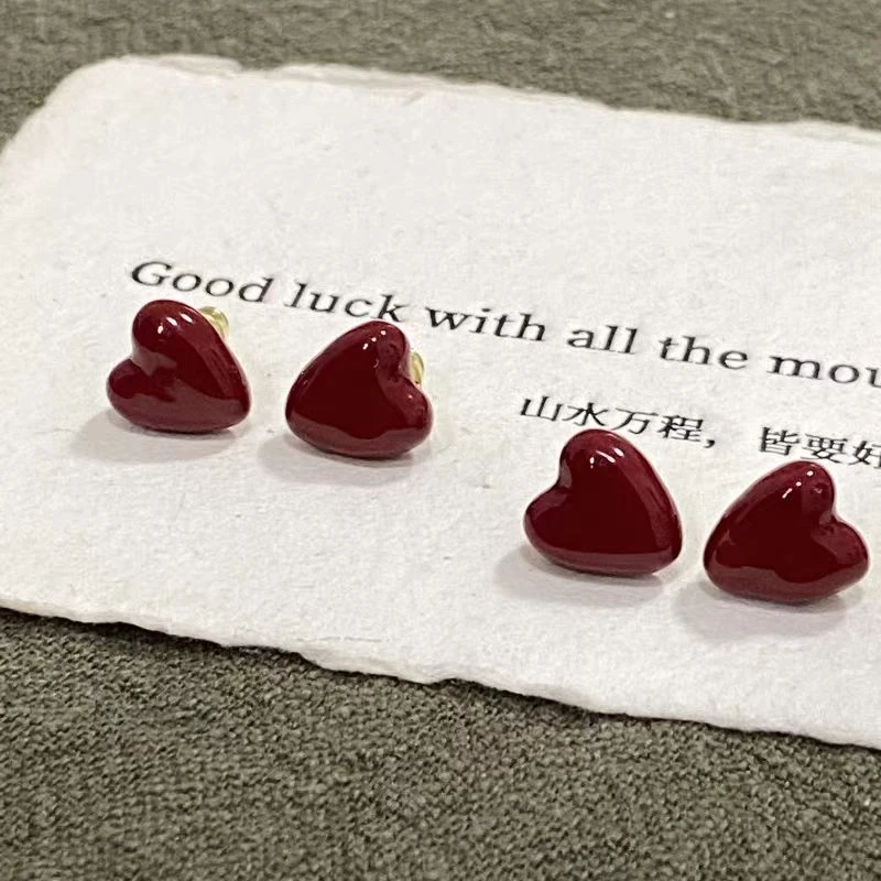 铜合金珐琅耳饰 Elise法式浪漫手工纹理肌红色珐琅立体爱心耳钉女