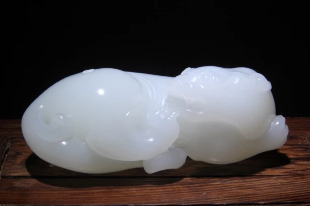 【苏州峰玉坊】高品质和田玉貔貅把件