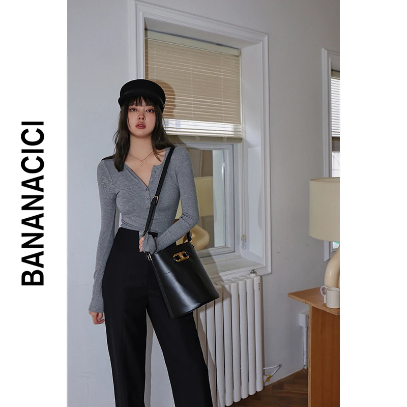 BANANA CICI2023年秋季新款时髦百搭修身显瘦长袖打底衫简约上衣