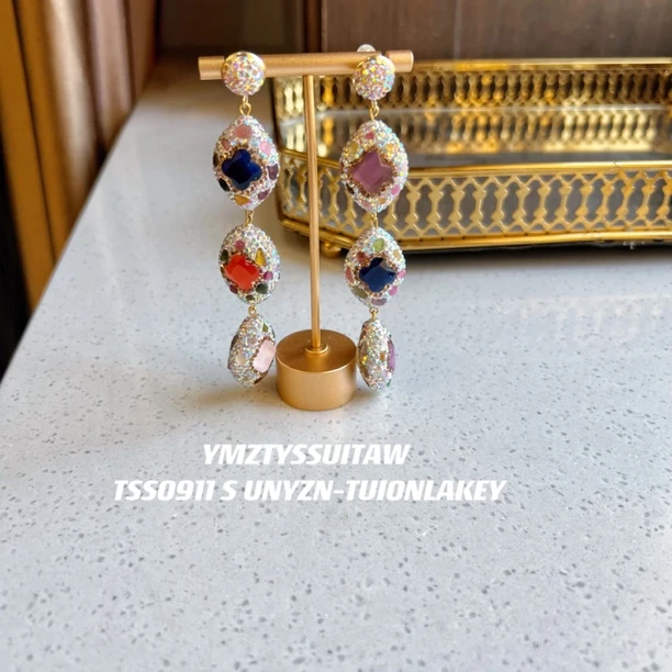 铜合金耳饰 5月耳饰 多彩双面维塔斯系列 轻奢时尚