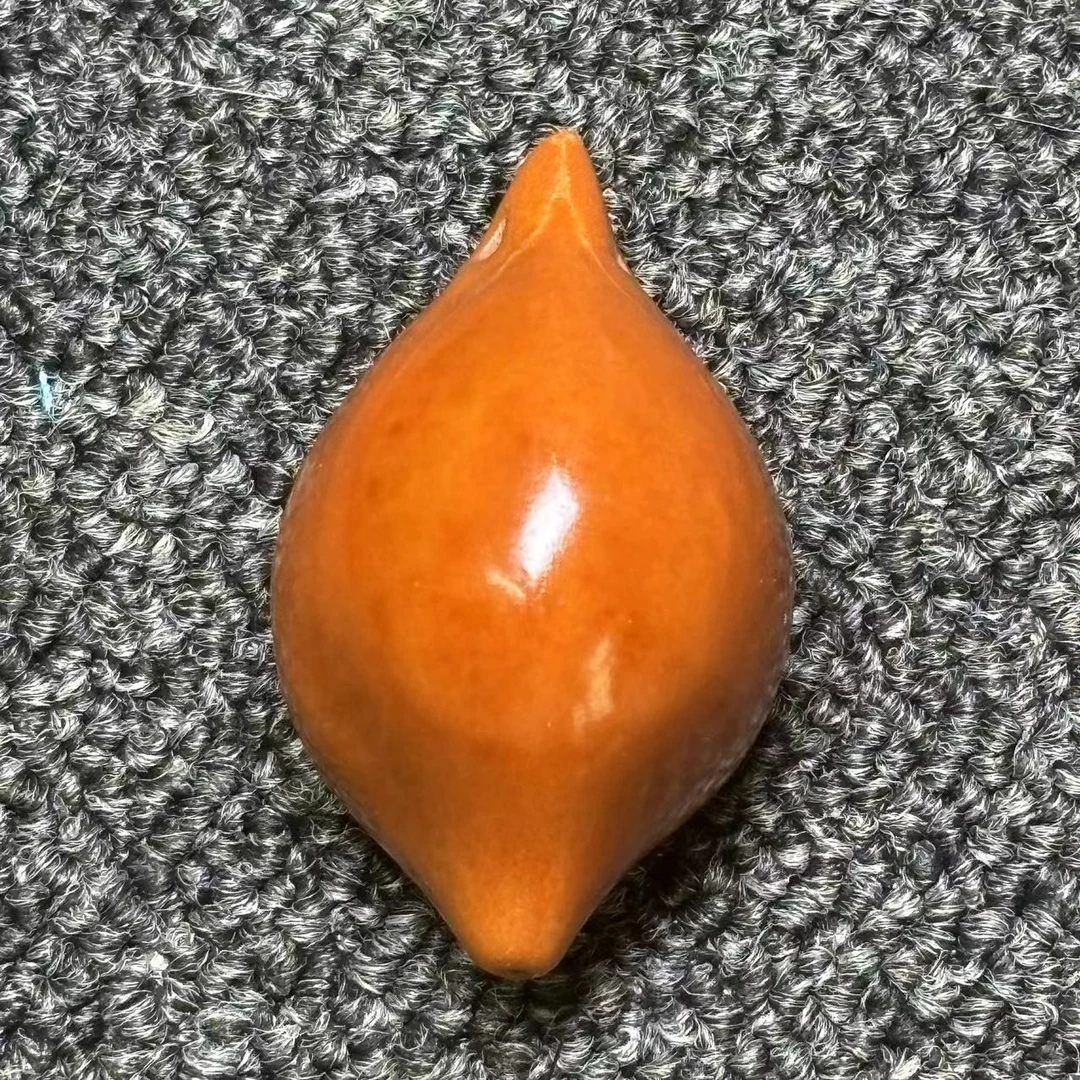 巴西大橄榄核雕刻，长光柱，单子竹环穿配