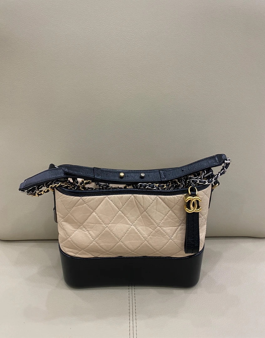 95新 Chanel/香奈儿 CHANEL香奈儿 流浪包 新中号 米黑拼色 30开