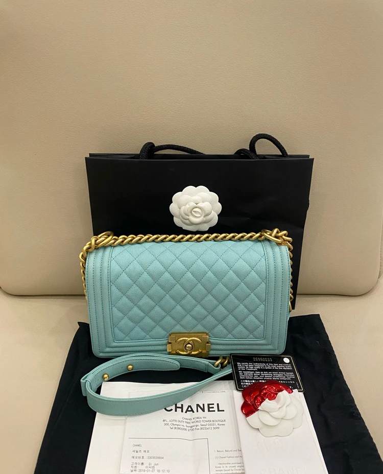 95新 Chanel/香奈儿 薄荷绿中号leboy 荔枝牛皮26开有卡有票