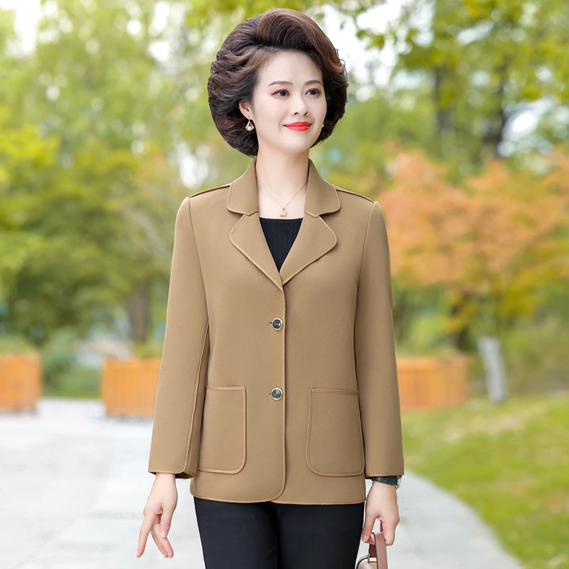 妈妈春装时尚短款风衣外套女2023年中老年春季新款洋气纯色小西装