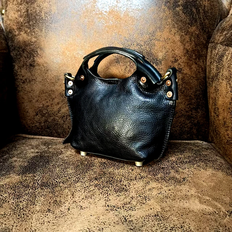 头层牛皮植鞣皮迷你斜挎小包