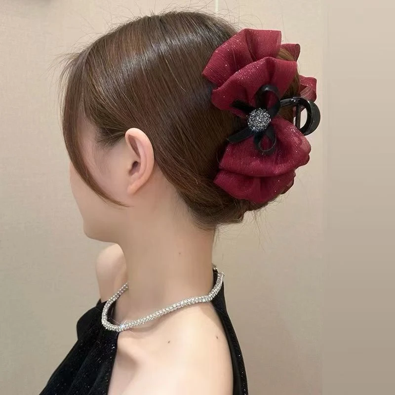 蝴蝶网纱新款优雅洋气百搭后脑勺发夹漂亮鲨鱼夹盘头发抓夹新中式