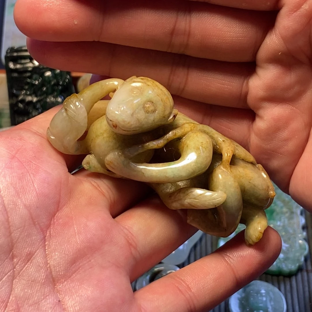 翡翠挂件未镶嵌用****0如图所示的