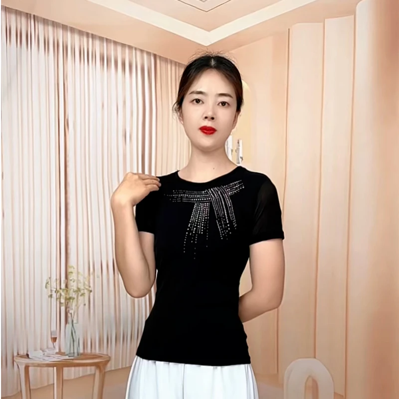 新款圆领烫钻网纱显瘦舞蹈服拉丁舞服半袖T恤百搭休闲交谊舞服