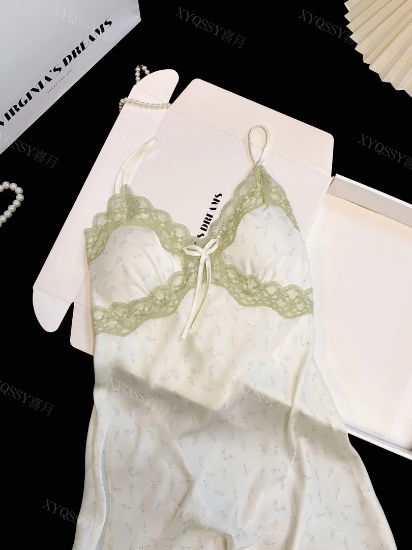 睡裙女款爆款2025新款冰丝吊带胸垫性感夏薄款蕾丝网红高级感轻奢