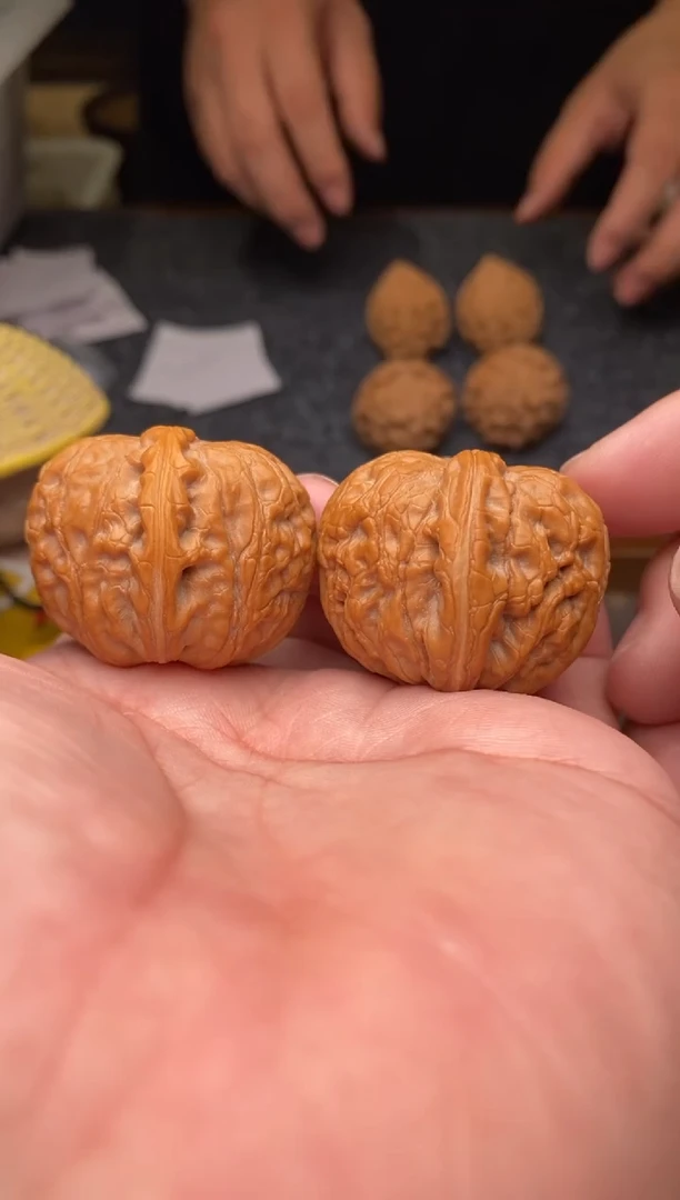 【闪购商品】桃核把件b40号38尺元宝