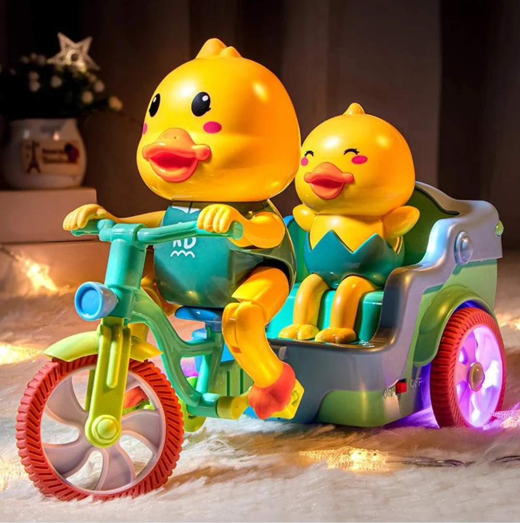 电动特技小黄鸭玩具男孩女孩婴儿宝宝会动特技三轮车有声跑灯彩色