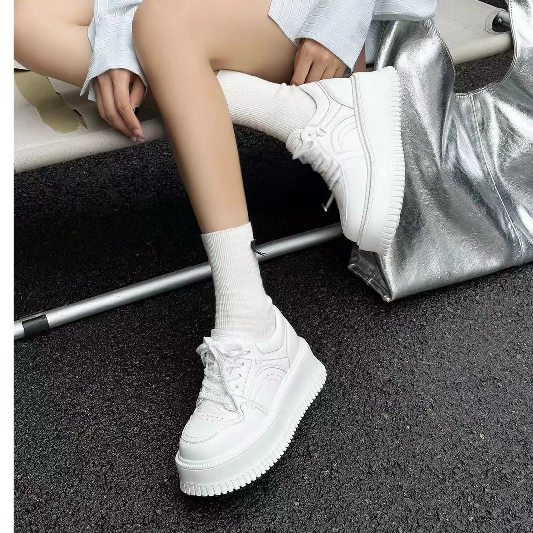 妮子严选松糕底港风小白鞋厚底休闲板鞋8311