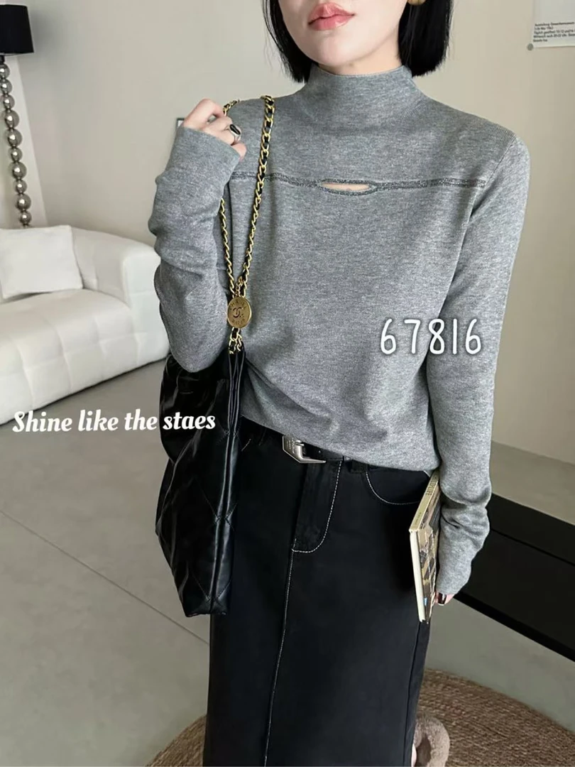 妮子严选镂空烫钻半高领打底简约百搭针织衫67816