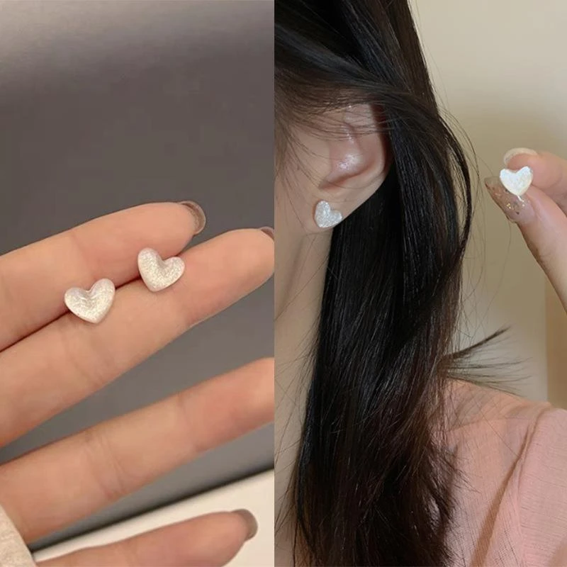 简约轻奢高级感小众设计ins爱心耳钉女气质气质耳环精致