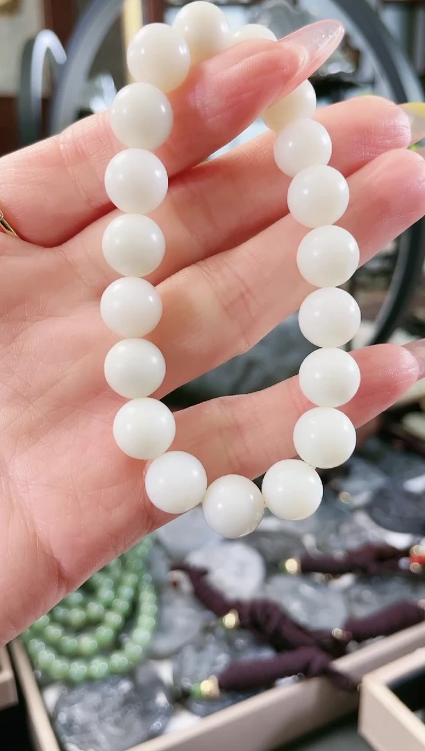 【闪购商品】和田玉白色手串10mm未镶嵌多样性发货