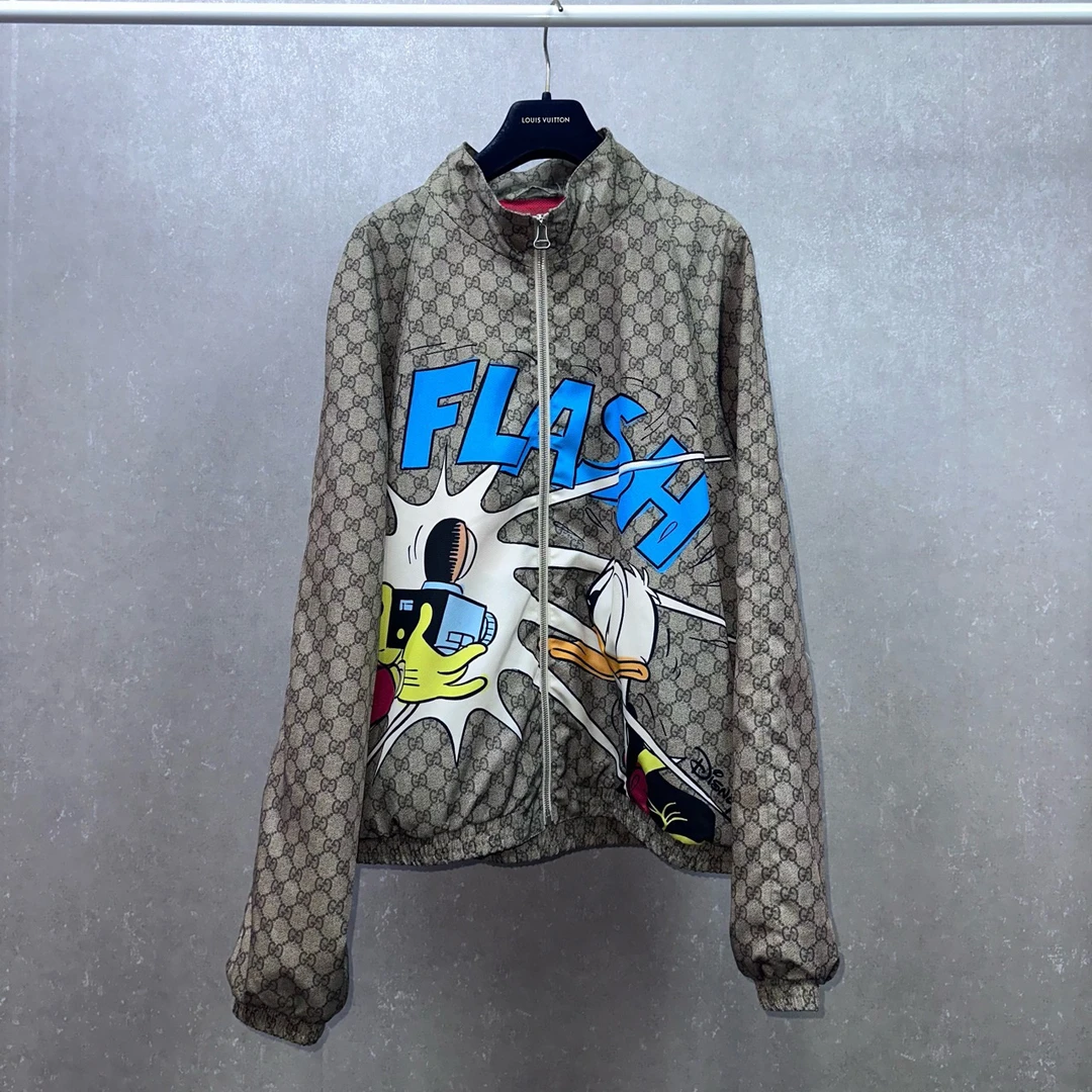 Gucci 古驰 联名唐老鸭满印外套 48码/99新/公价13900/001216