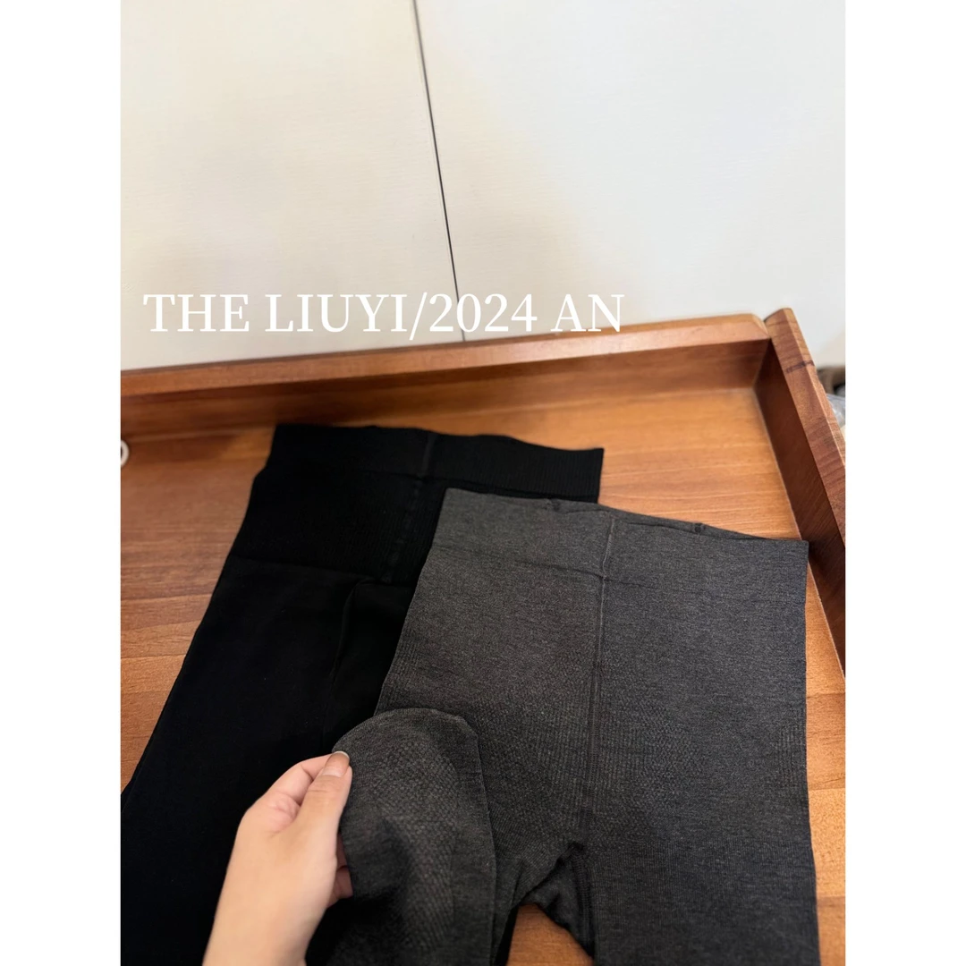 【LIUYI】秋冬百搭打底连脚裤袜6741