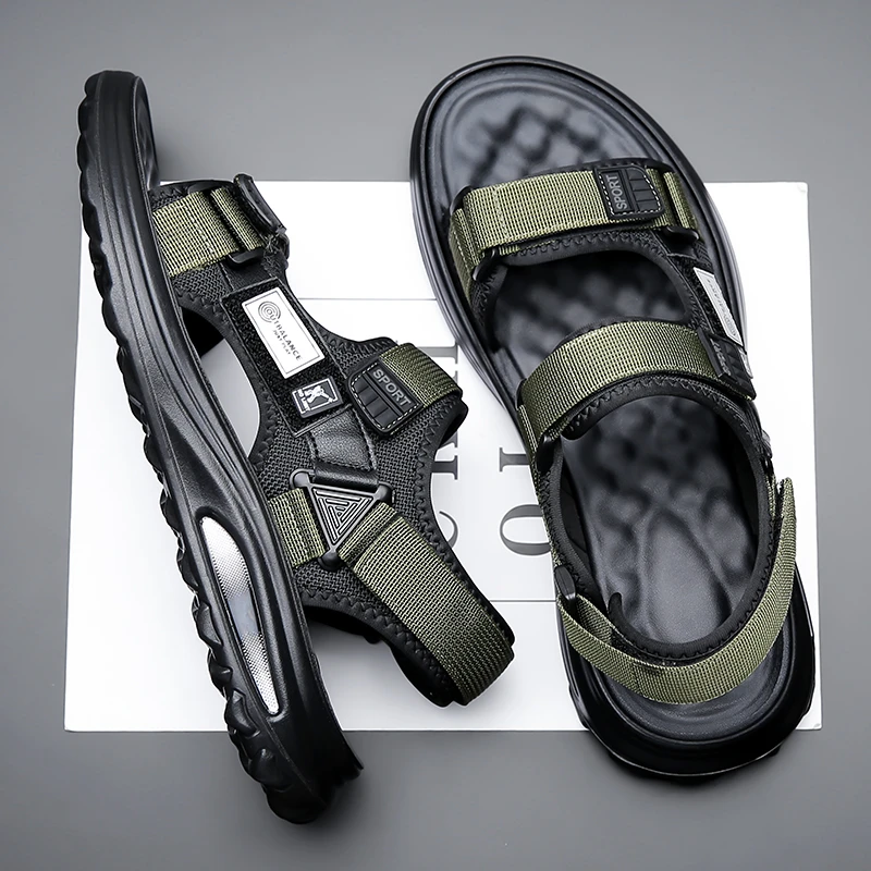 凉鞋男休闲夏季透气软底外穿沙滩大码男士休闲夏季透气厚底拖鞋