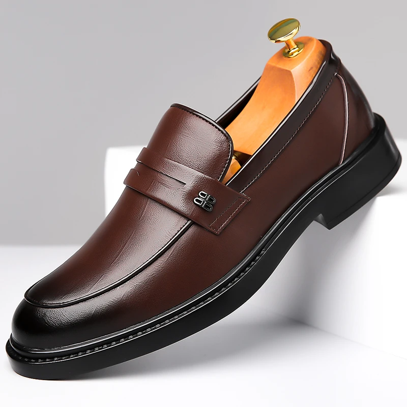 2024休闲男皮鞋商务皮鞋商务皮鞋男士时尚百搭透气真皮软底潮流