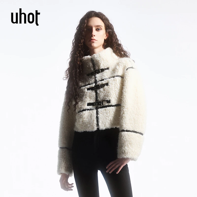 uhot 白色短外套 UWFW2W287