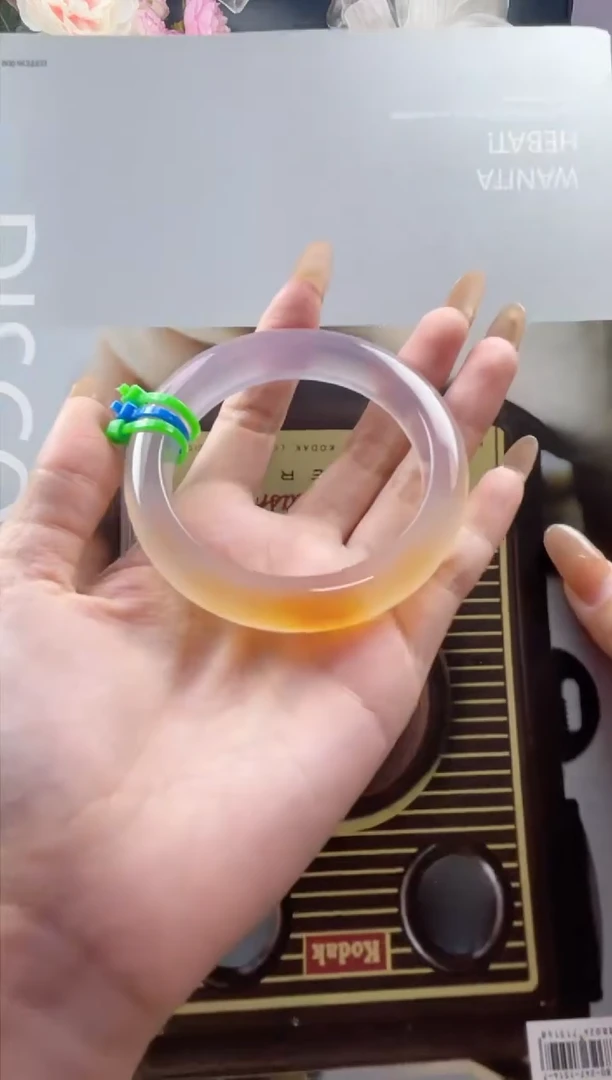 【闪购商品】玛瑙/玉髓手镯未镶嵌玛瑙手镯