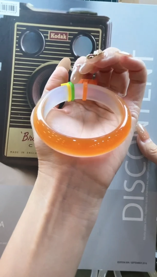 【闪购商品】玛瑙/玉髓手镯未镶嵌玛瑙手镯