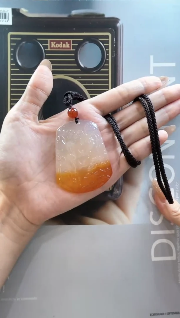 【闪购商品】玛瑙/玉髓颈饰未镶嵌玛瑙吊坠