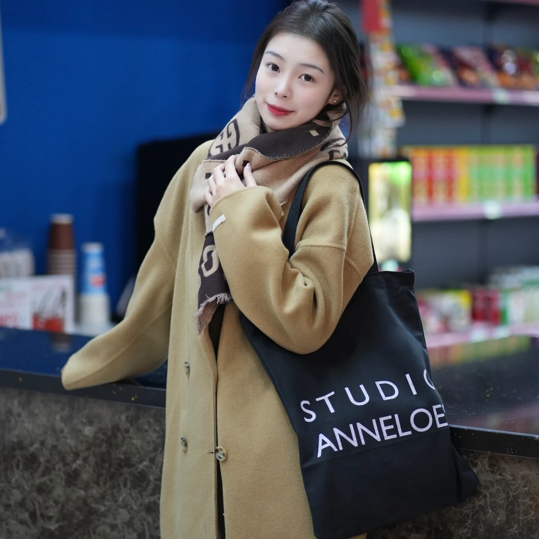 黑色单肩 时尚简约百搭帆布包