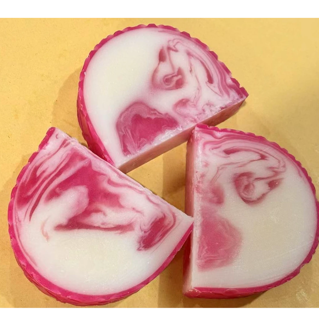 远山芙蓉(玫瑰红粉白三色)半圆渲染皂